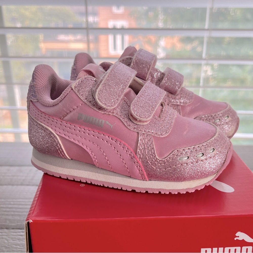 Puma Vista Glitz Toddler Sneaker Size 5 Pink